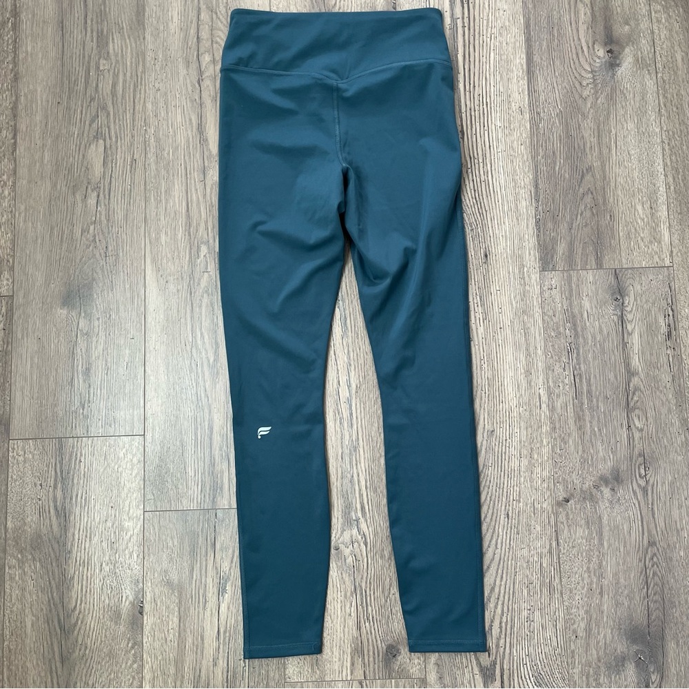 Fabletics Anywhere Motion365+ High-Waisted Legging in Blue Slate Sz M - Picture 3 of 4